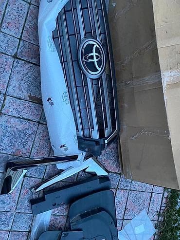 4runner trd: Решетка радиатора Toyota 2018 г., Б/у, Оригинал — 4