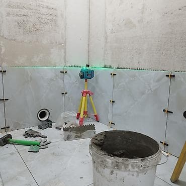 Жасалгалоочу жумуштар: Гидроизоляция иштери, Ваннадагы плиткаларды төшөө, Плиткаларды полго төшөө | Карапа плиткасы, Керамогранит плиткасы | Диагоналдуу төшөө, Тикелей төшөө, Жылдыруу менен төшөө 6 жылдан ашык тажрыйба — 4