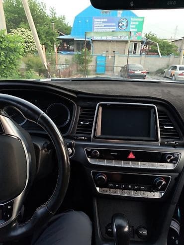 Продажа авто: Hyundai Sonata: 2019 г., 2 л, Автомат, Газ, Седан — 4