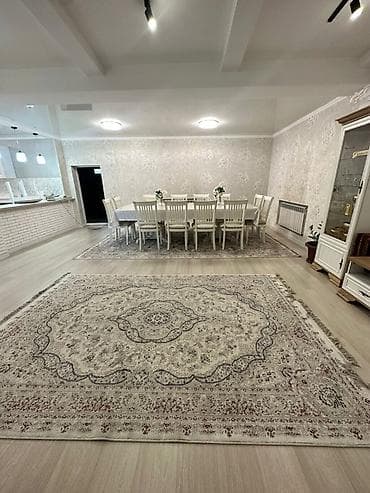 Дом в селе Новопокровка Общая площадь: 279 м² Площадь участка: 6,5