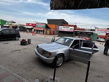 Продажа авто: Mercedes-Benz W124: 1993 г., 2.8 л, Механика, Бензин, Седан — 1
