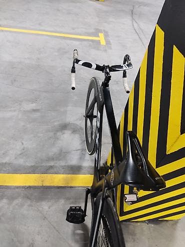 BXT Без дербана Компоненты: Вилсет: передний карбон лопасть, задний — 7