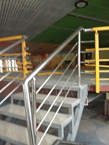 Перила и ограждения из нержавеющей стали - Материал: полированная