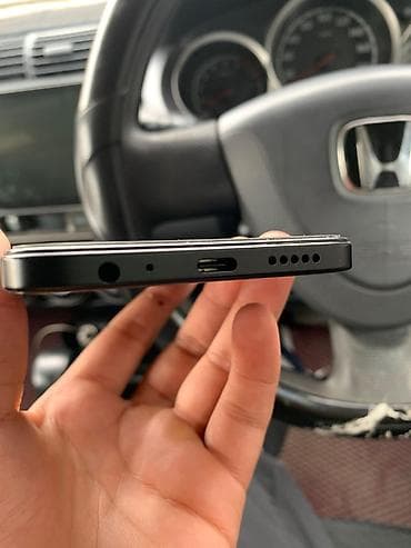 срочная скупка компьютеров: Poco C75, Новый, 128 ГБ, цвет - Черный, 2 SIM — 4