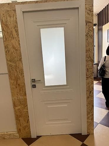 меж комнаты двери: Межкомнатная дверь с остеклением, 3500/шт. Отличное состояние - — 2