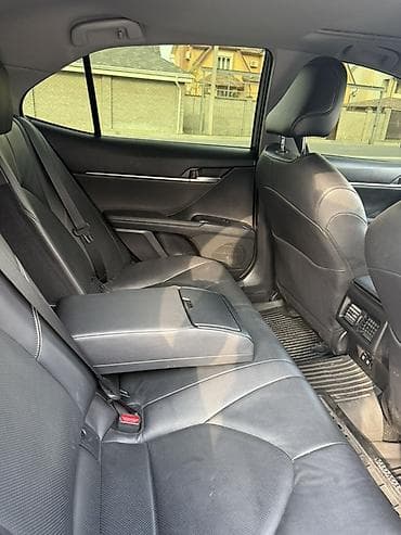 Toyota Camry: 2018 г., Вариатор, Гибрид, Седан — 7