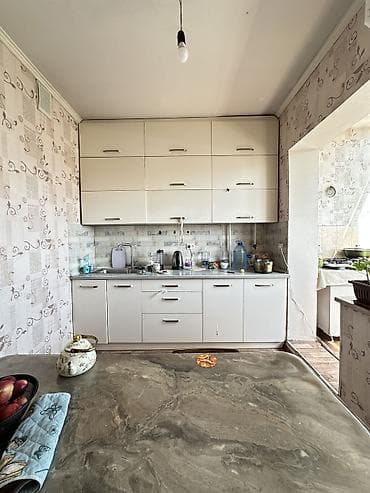 flat osh: 2 комнаты, 44 м², 6 мкр 104 серия, 3 этаж — 7