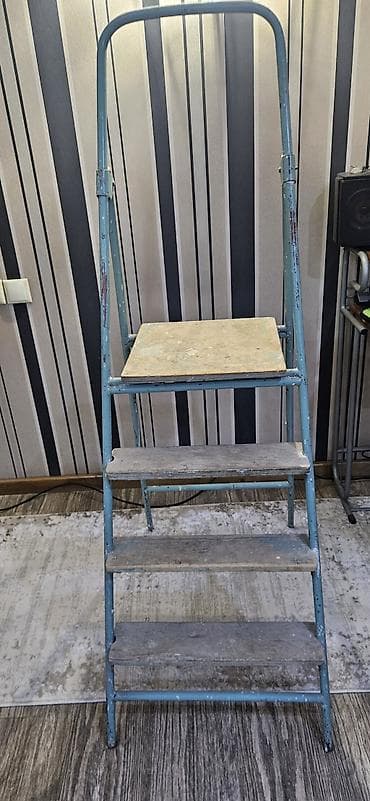 Складная стремянка-лестница, Материал: Металл, Для дома, Высота: До 2 м — 4