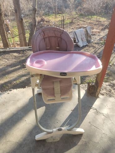 Игрушки: Стул для кормления 500 сом — 1