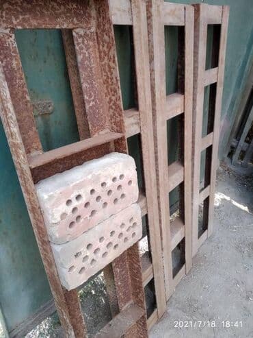 формы для садовых дорожек: Готовые перемычки,разм1,20м.материал уголок#63 — 3