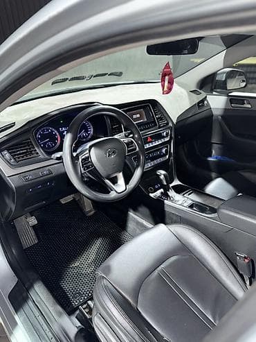 машина мерс с: Hyundai Sonata: 2018 г., 2 л, Автомат, Газ, Седан — 8