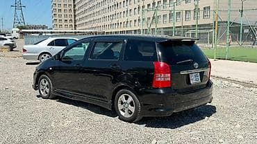 Toyota WISH: 2003 г., 1.8 л, Автомат, Бензин, Универсал — 10