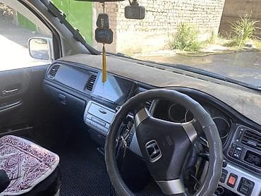 Honda Stepwgn: 2004 г., 2 л, Автомат, Газ, Вэн/Минивэн — 4
