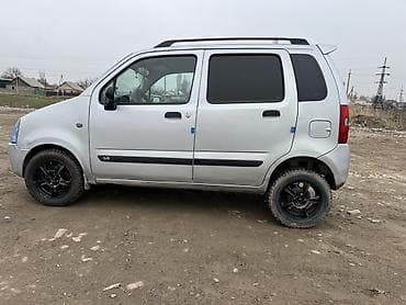 Suzuki Wagon R: 2001 г., 1.3 л, Ручные, Бензин, Хэтчбэк — 5