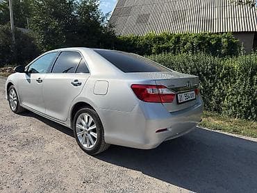 spark 2012: Toyota Camry: 2014 г., 2.5 л, Автомат, Бензин, Седан — 3