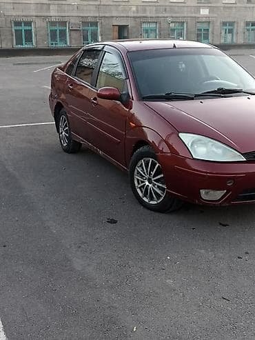 gx 460: Ford Focus: 1998 г., Седан — 3