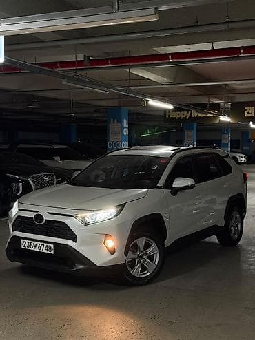 дубликат ключа от машины: Toyota RAV4: 2019 г., 2.5 л, Автомат, Бензин, Кроссовер — 1