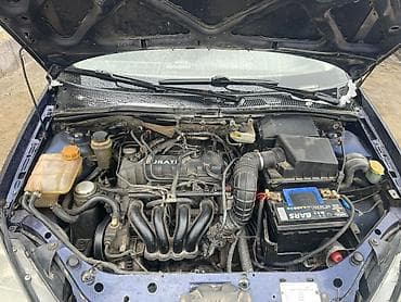 киа саларис: Ford Focus: 2002 г., 1.6 л, Механика, Бензин, Седан — 10