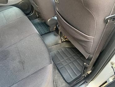 toyota progress: Toyota Ist: 2002 г., 1.3 л, Автомат, Бензин, Хэтчбэк — 7