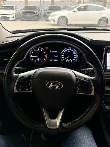 Hyundai Sonata: 2018 г., 2 л, Автомат, Бензин, Седан — 9