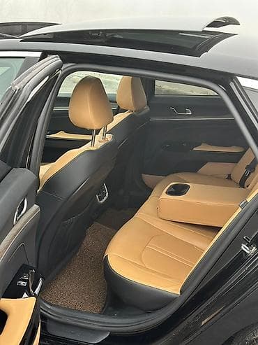 kiy k5: Kia K5: 2021 г., 2 л, Вариатор, Гибрид, Седан — 6