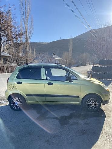 эвакуатор нарын: Chevrolet Spark: 2009 г., 0.8 л, Механика, Бензин, Хэтчбэк — 4