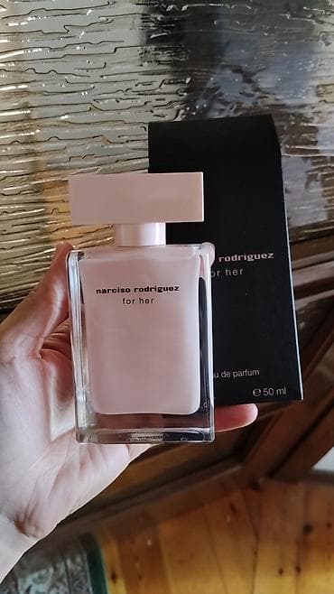 Narciso Rodriguez for her, eau de parfum, 50 ml Оригинал был привезен at lalafo.kg Narciso Rodriguez for her, eau de parfum, 50 ml Оригинал был привезен
