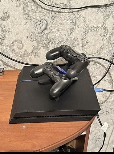 ps4 pro kg: Игровая консоль Sony PlayStation 4 (толстая версия) с двумя — 1