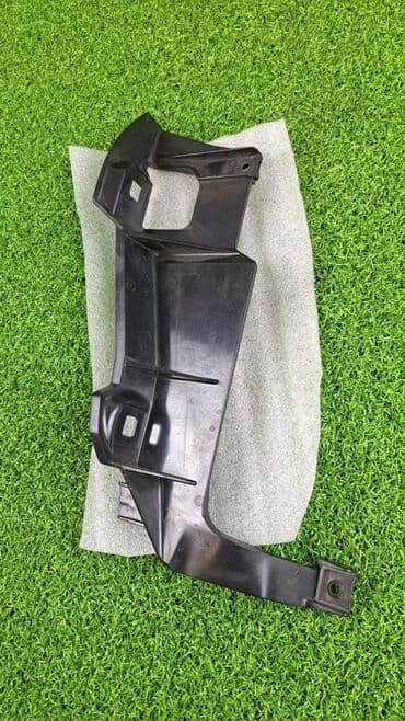 e39: Крепление фар BMW E39 рестайлинг правый Номер 153 724 В отличном — 2