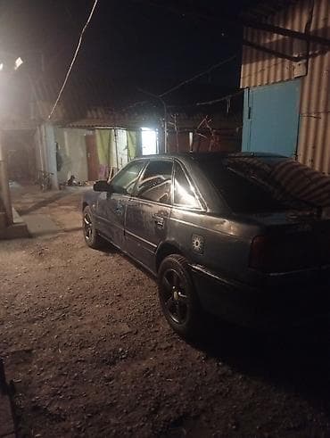 Mazda: Mazda 626: 1989 г., 2 л, Механика, Бензин, Хэтчбэк — 5