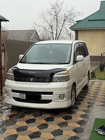 Toyota: Toyota Voxy: 2003 г., 2 л, Автомат, Бензин, Минивэн — 1