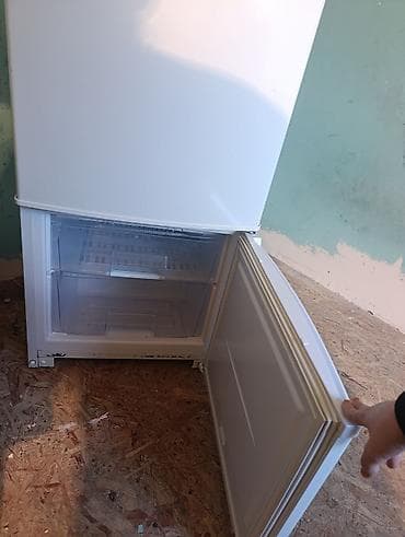 galaxy tab s 7: Холодильник Biryusa, Двухкамерный — 3