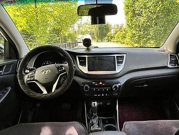 Транспорт: Hyundai Tucson: 2018 г., 2 л, Автомат, Дизель, Кроссовер — 6