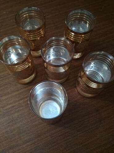 офисный мебель бишкек: Стаканы для напитков. Количество -6 шт. Состояние на 5+ — 2
