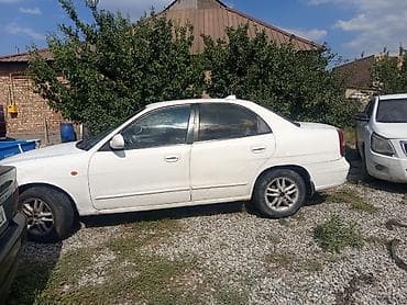 Daewoo Nubira: 1999 г., 1.6 л, Механика, Бензин, Седан