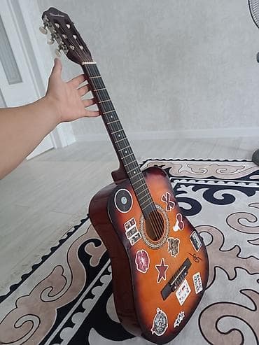gitara lakewood: Акустическая гитара формата дредноут с нейлоновыми струнами. Корпус с — 2