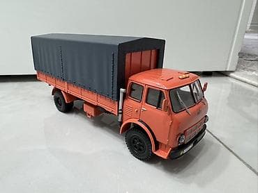 Модель грузовика мАз-53352 в 1/43 масштабе от «Наш Автопром»