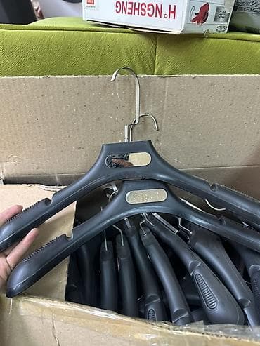 гордеробные вешалки: Вешалки, плечики — 1