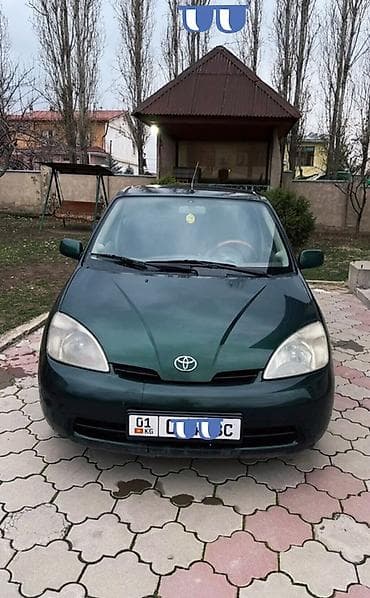 задаю: Toyota Prius: 2000 г., 1.5 л, Автомат, Гибрид, Седан — 3