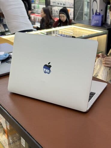 Ноутбук, Apple, 8 ГБ ОЗУ, Intel Core i5, 13.3 ", Б/у, Для работы, учебы, память SSD