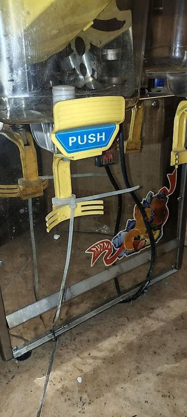 куплю банок: Диспенсер для охлаждённых напитков/соков, двухсекционный. - Две — 2