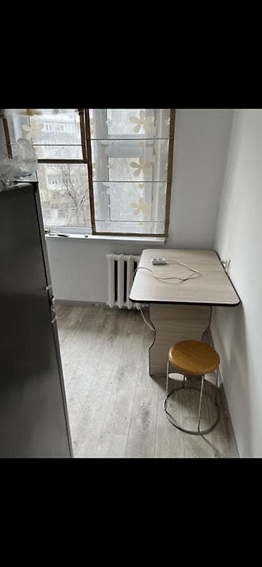 Квартиры: 2 комнаты, 45 м², 104 серия, 4 этаж, Старый ремонт — 5