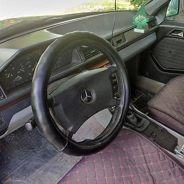Транспорт: Mercedes-Benz W124: 1991 г., Кол менен иштөөчү, Седан — 5