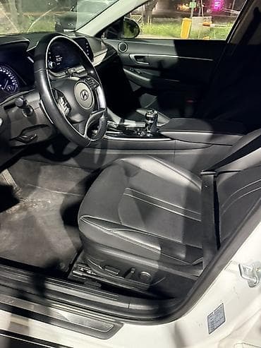 Hyundai Sonata: 2019 г., 2 л, Автомат, Газ, Седан — 10