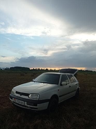 Volkswagen Golf: 1992 г., 1.8 л, Механика, Бензин, Хэтчбэк — 3