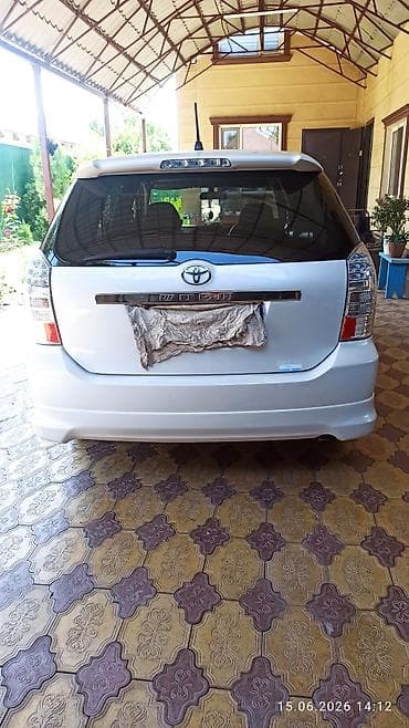 китай минивен: Toyota WISH: 2003 г., Автомат, Бензин, Минивэн — 5