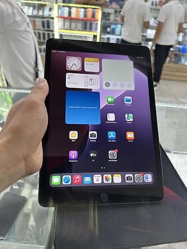 logitech combo touch: Планшет, Apple, память 64 ГБ, 10" - 11", Wi-Fi, Б/у, Классический цвет - Серый — 6