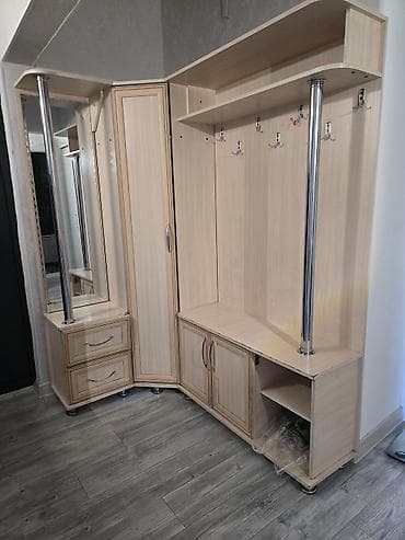 Оңдоп-түзөө жана курулуш: Угловая прихожая из ЛДСП светлого тона Состав и функционал: - Угловой — 1