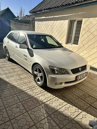 Toyota: Toyota Altezza: 2001 г., 2 л, Автомат, Бензин, Универсал — 1