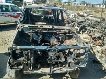 тд27: Терано 1 по запчастям,тд27,автомат АКПП, целая не гнилая рамамосты — 2